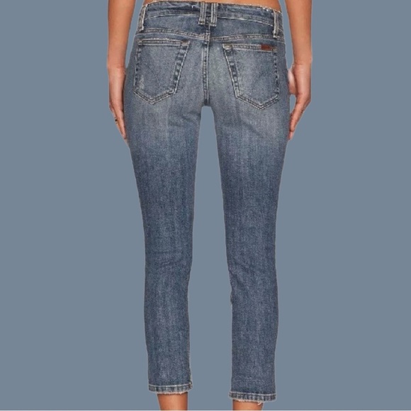 Joe’s Jeans Distressed ‘Boyfriend Slim Crop’ in “Gessa” Size 27 - Picture 2 of 14